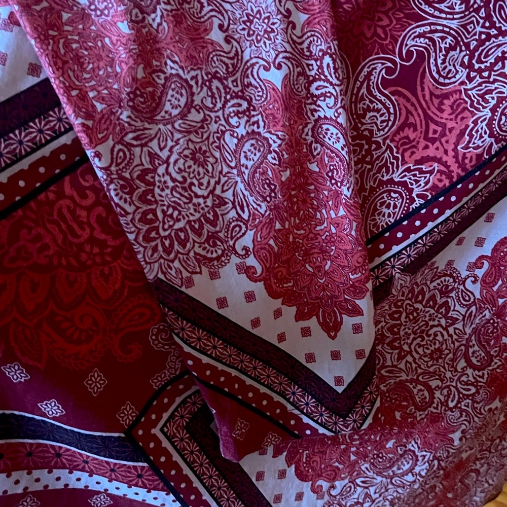🌺OLSEN LONG SLEEVE TOP - Picture 8 of 10